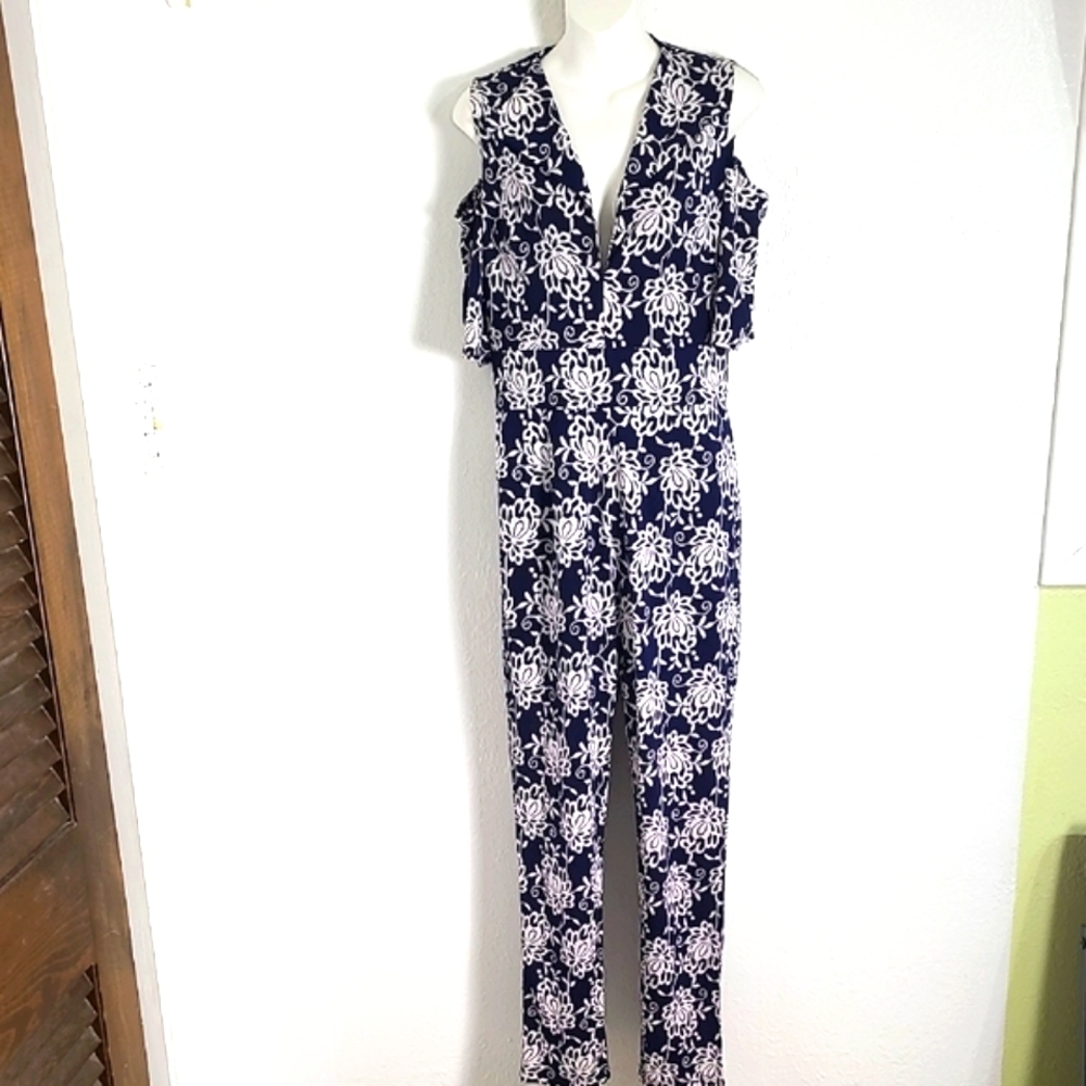 XTaren Navy & White Floral Cold-Shoulder/Backless Jumpsuit, Size Large